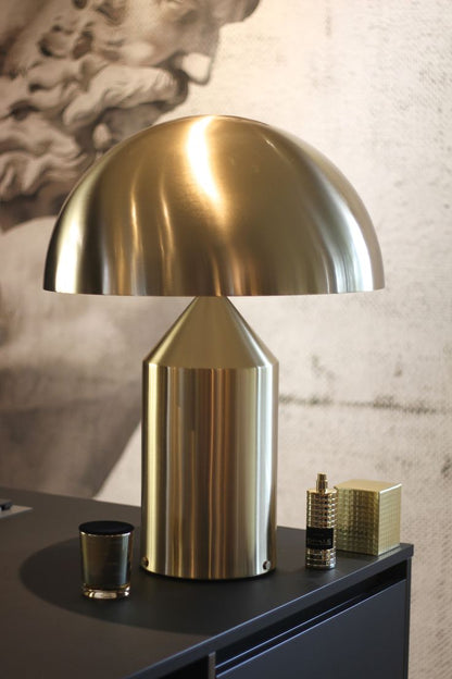 Oriental table lamp with pierced brass design handcrafted in Marrakech
